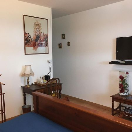 לינה וארוחת בוקר בלריב-סור-אלייה L'Orangerie מראה חיצוני תמונה