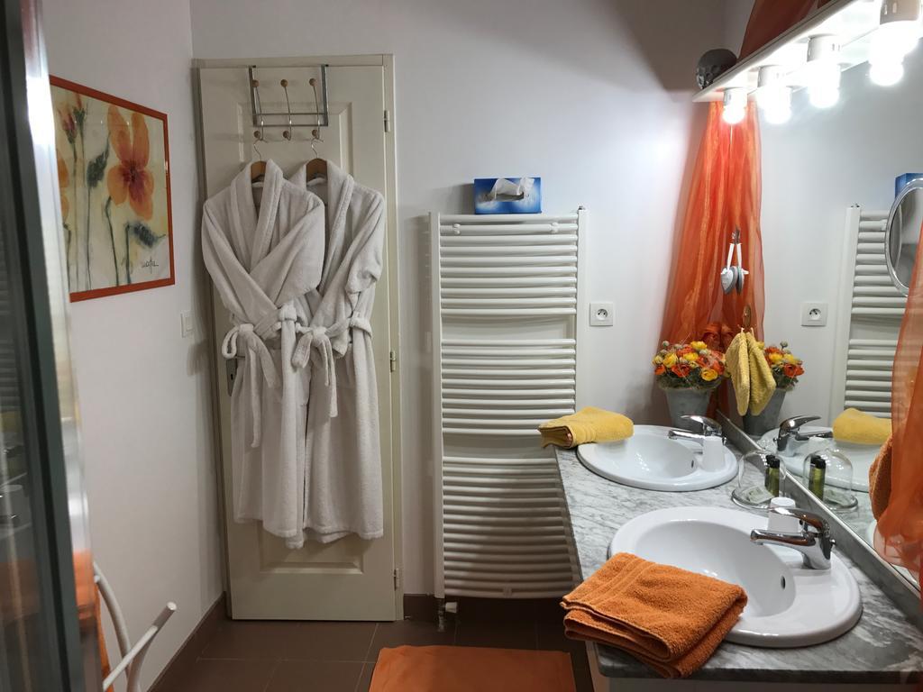 לינה וארוחת בוקר בלריב-סור-אלייה L'Orangerie מראה חיצוני תמונה